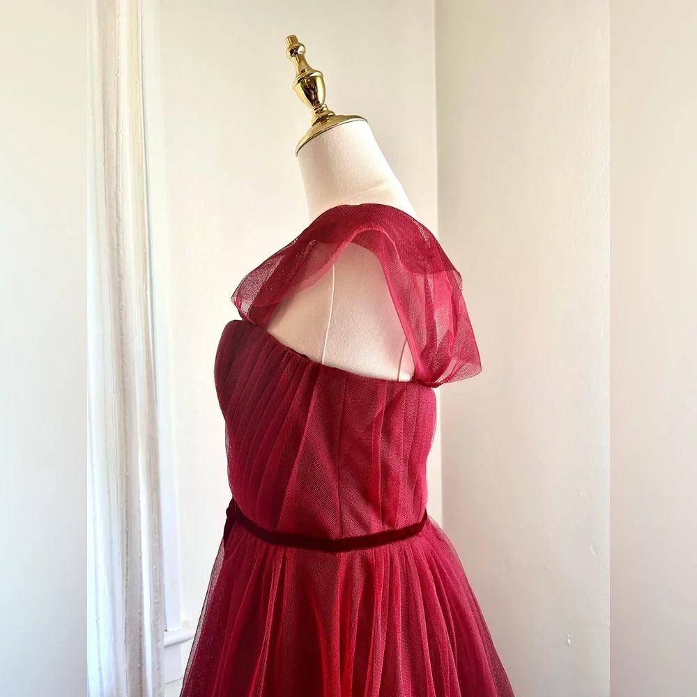 Marchesa Notte Red Mesh Gown - Picture 4 of 8